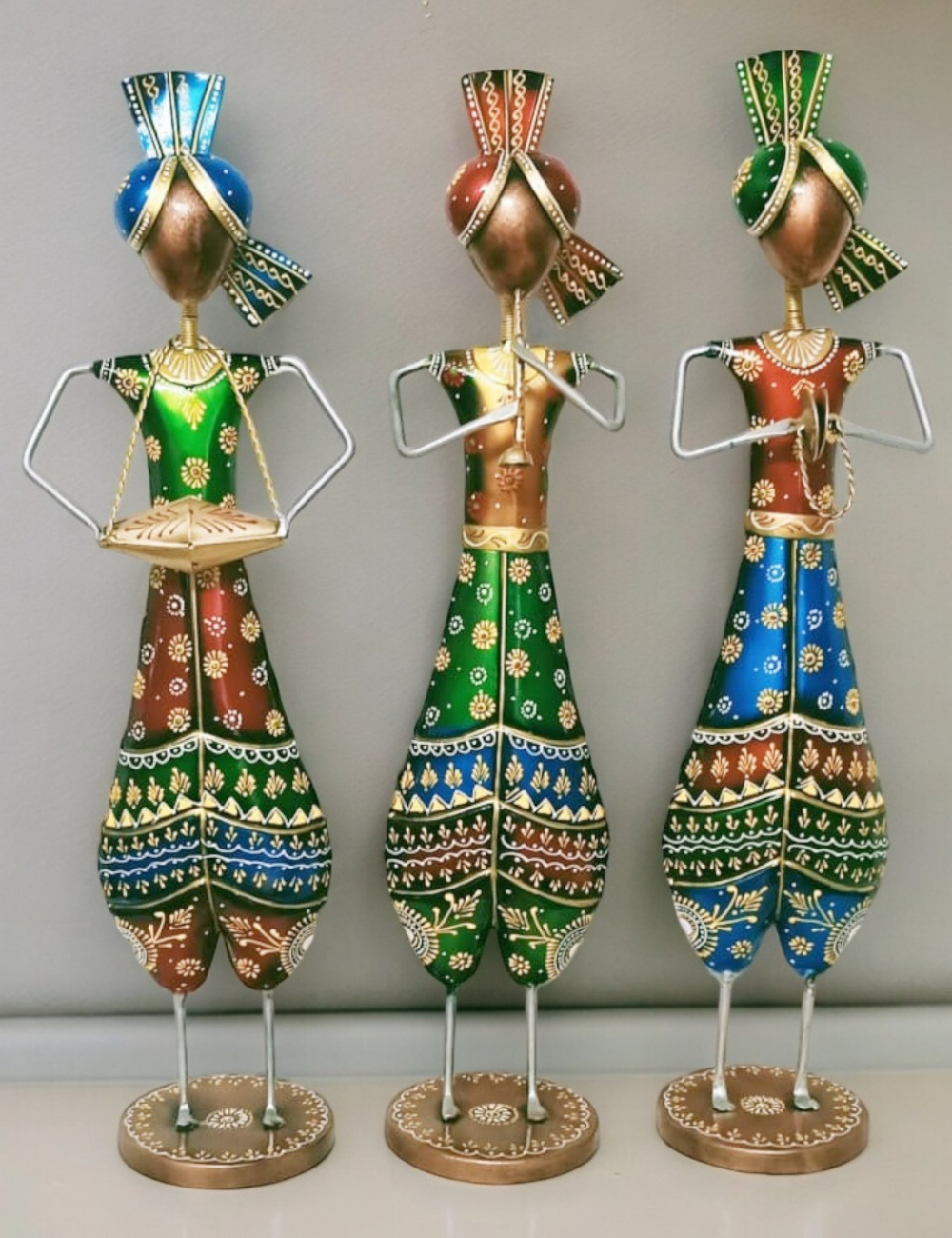 27" Standing Musical Man Set of 3