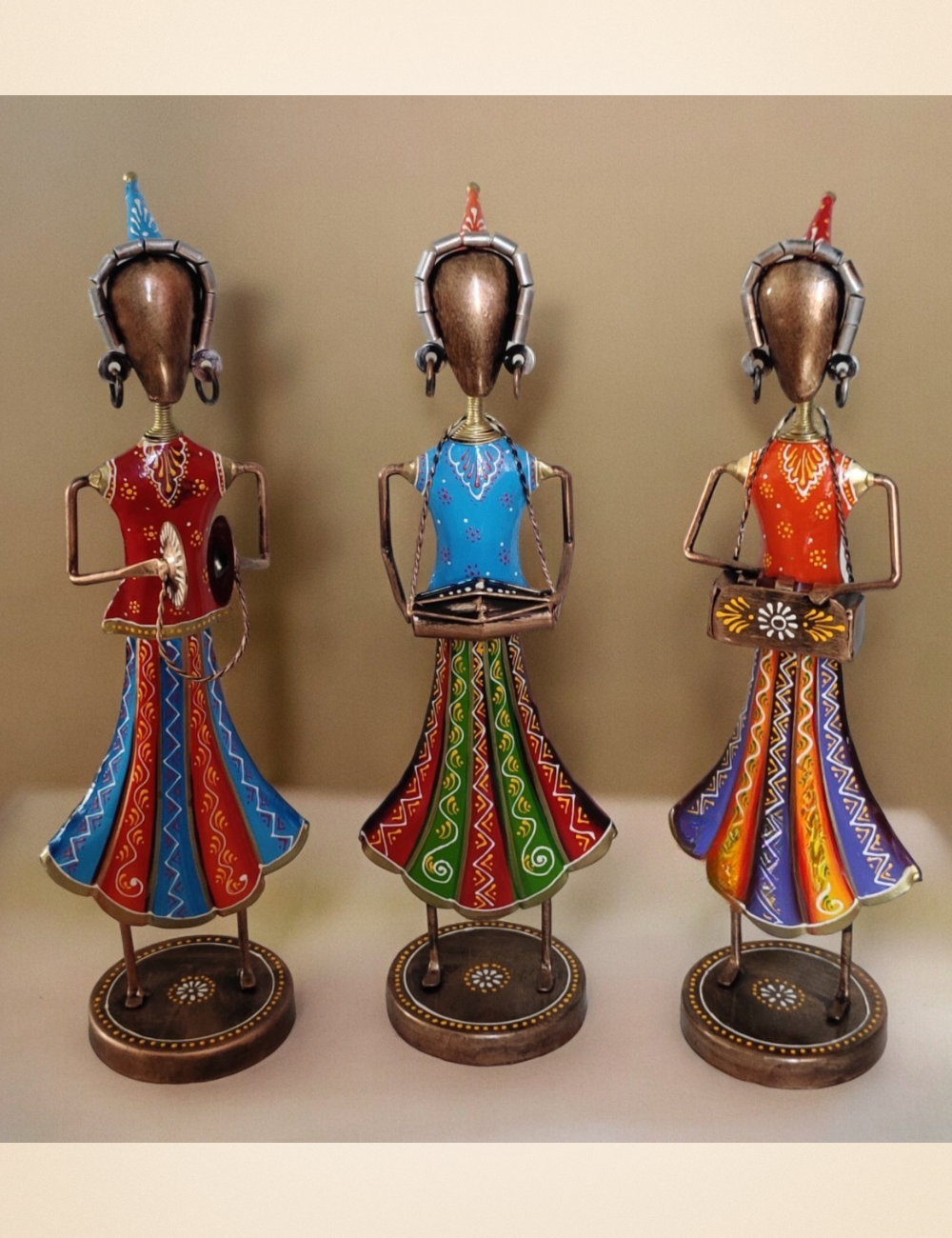 Musician Lady Set of 3 Metal Show piece 5*4*16 inches