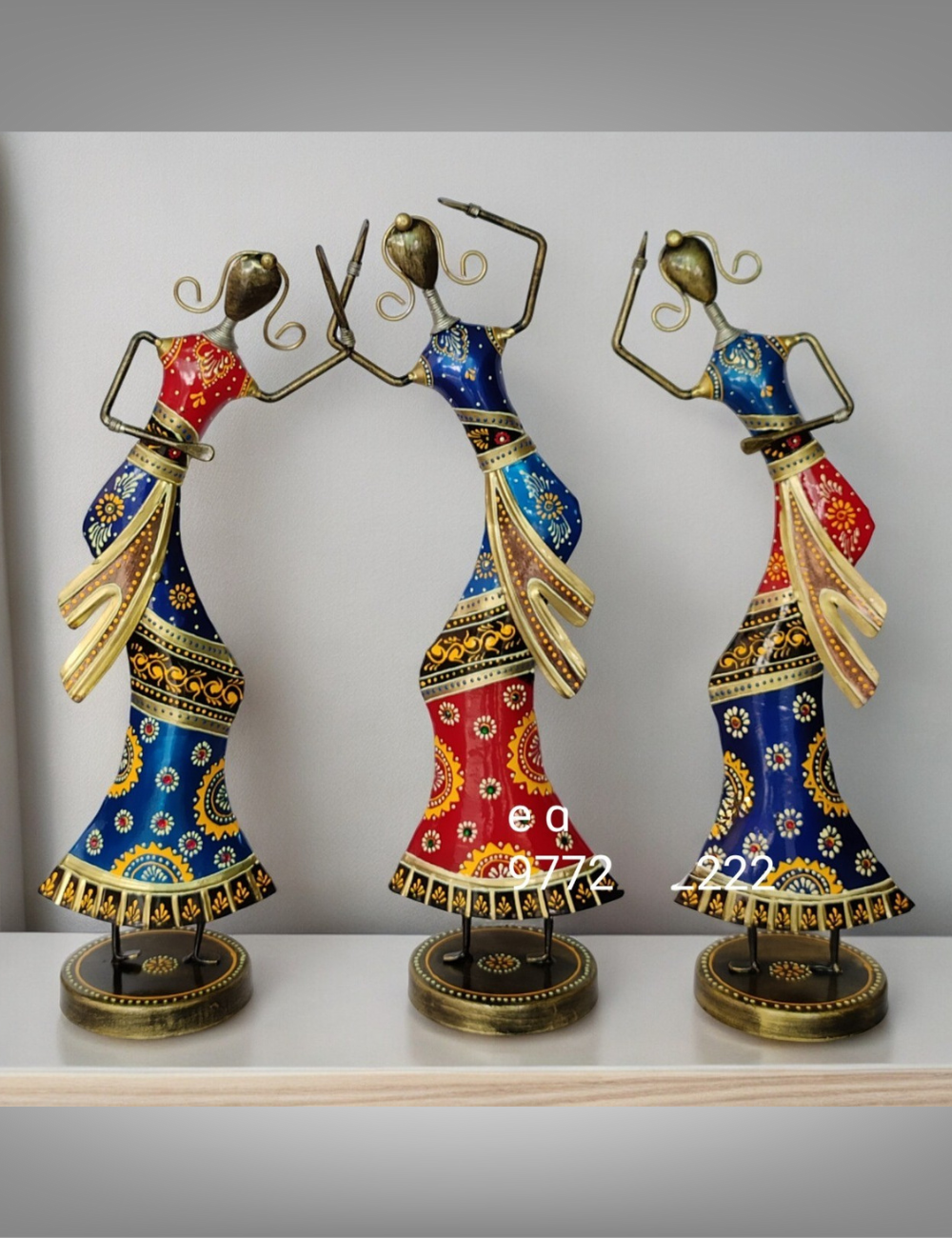 Dancing Girl Set of 3 Metal Show piece